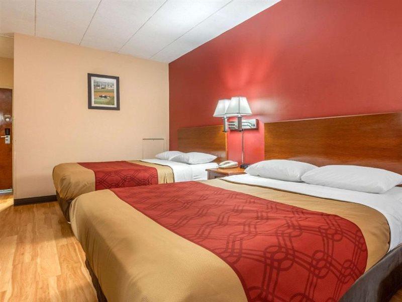 Baymont By Wyndham Lancaster Pa Dutch Country Villa Екстериор снимка
