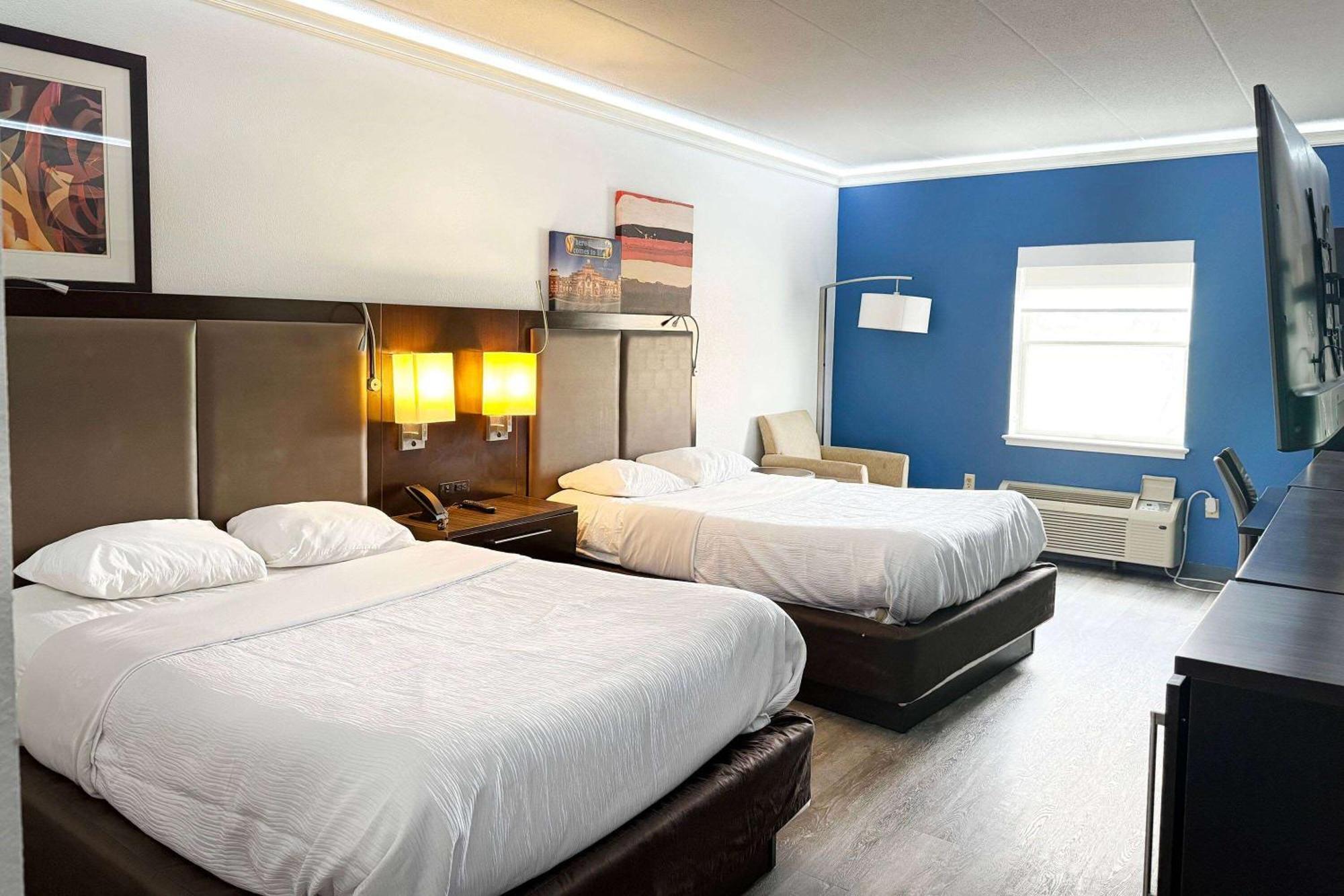 Baymont By Wyndham Lancaster Pa Dutch Country Villa Екстериор снимка